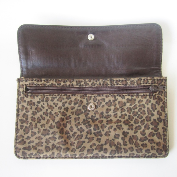 Bottega Veneta Wallet Clutch - Picture 4 of 9